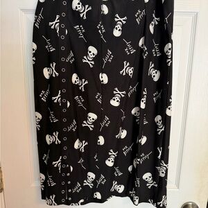 torrid betsey Johnson high waisted Black Maxi Skirt with White Skull Print